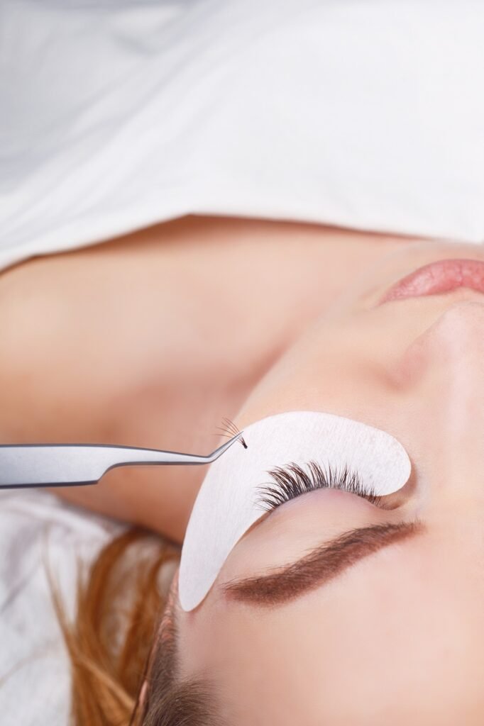 Eyelashes Services